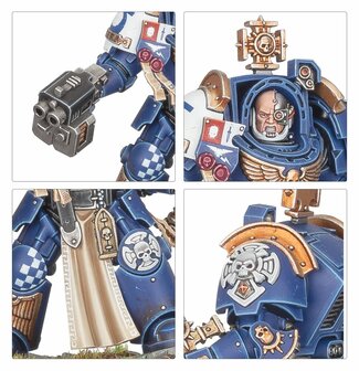 Warhammer 40,000 Space Marines Captain in Terminator Armour