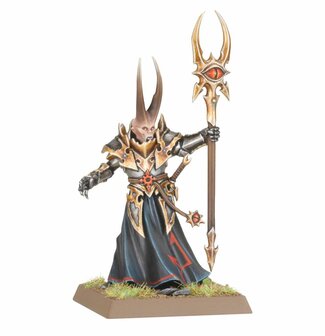 Warhammer The  Old World Warriors of Chaos: Sorcerer  of Chaos